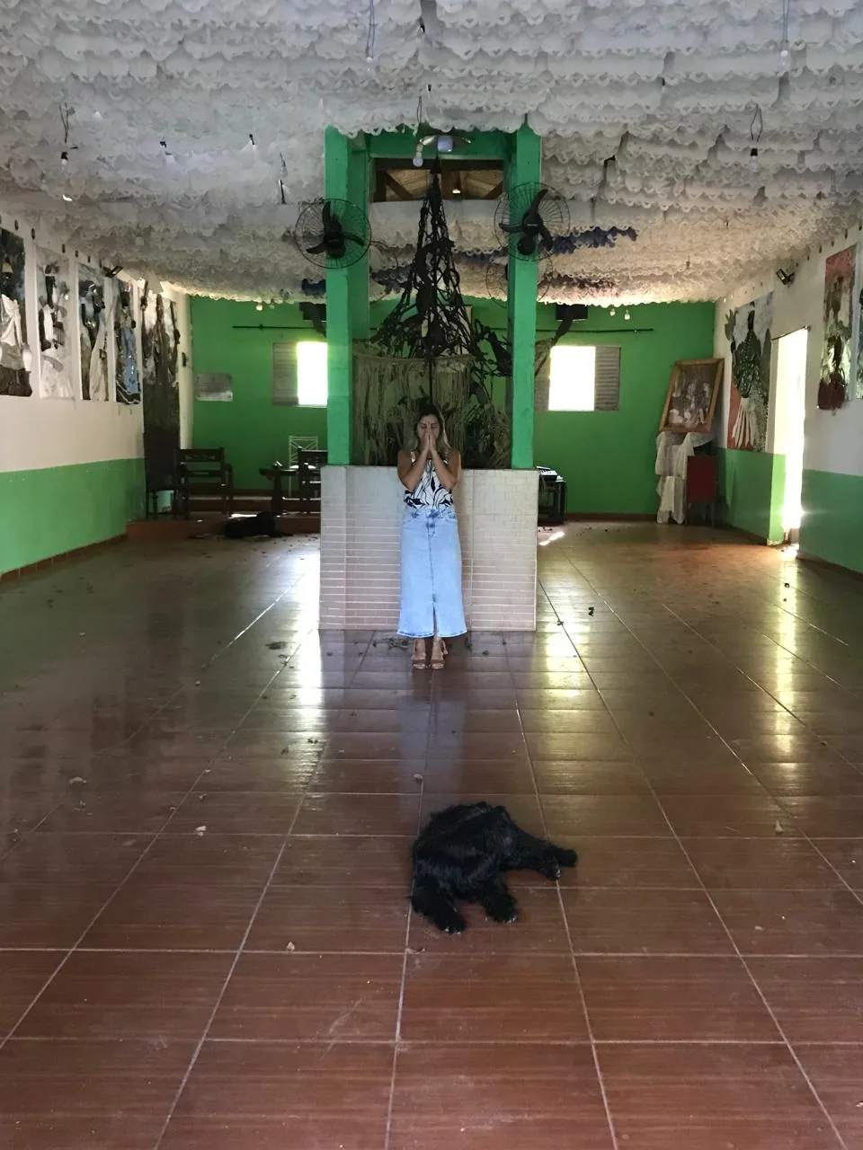 Espaço espiritual com Sensitiva Kelly